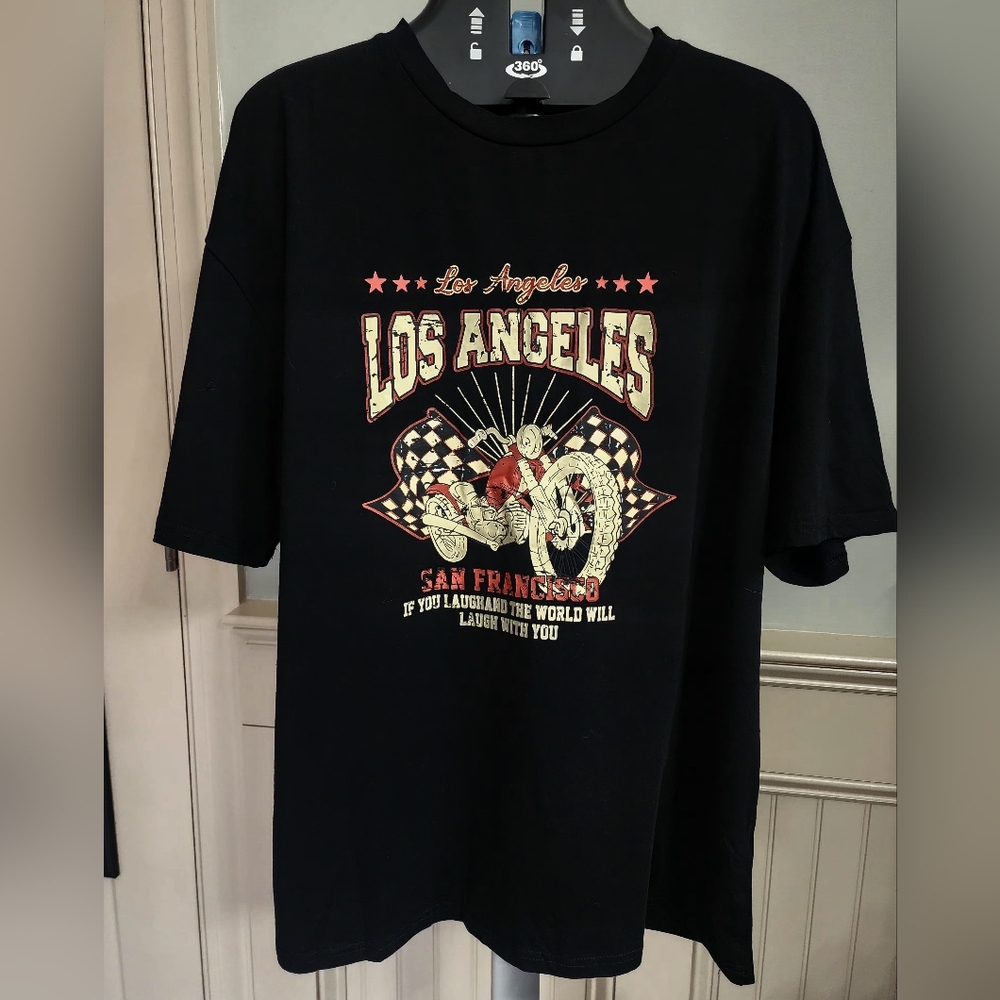 Large mens black Tshirt Los angeles